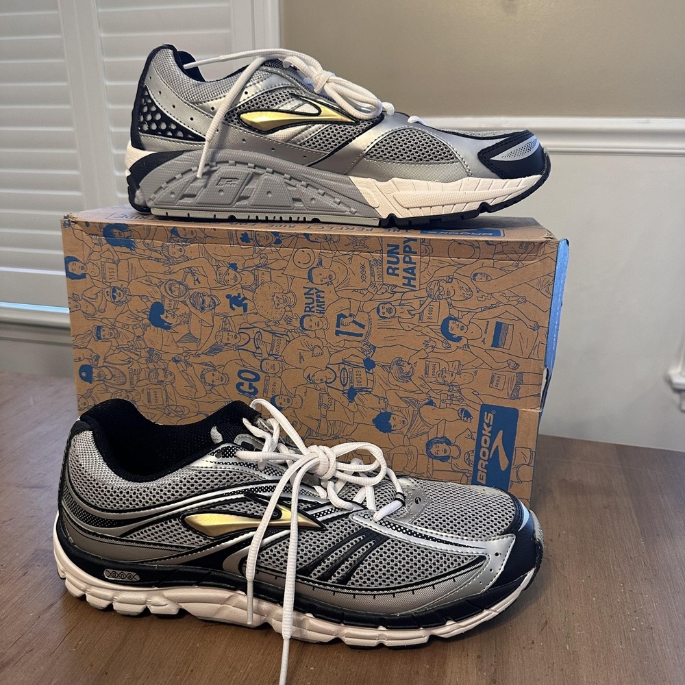 Brooks Addiction Walker 2 Shoes Mens Size 12 Silver Running Narrow B 110100